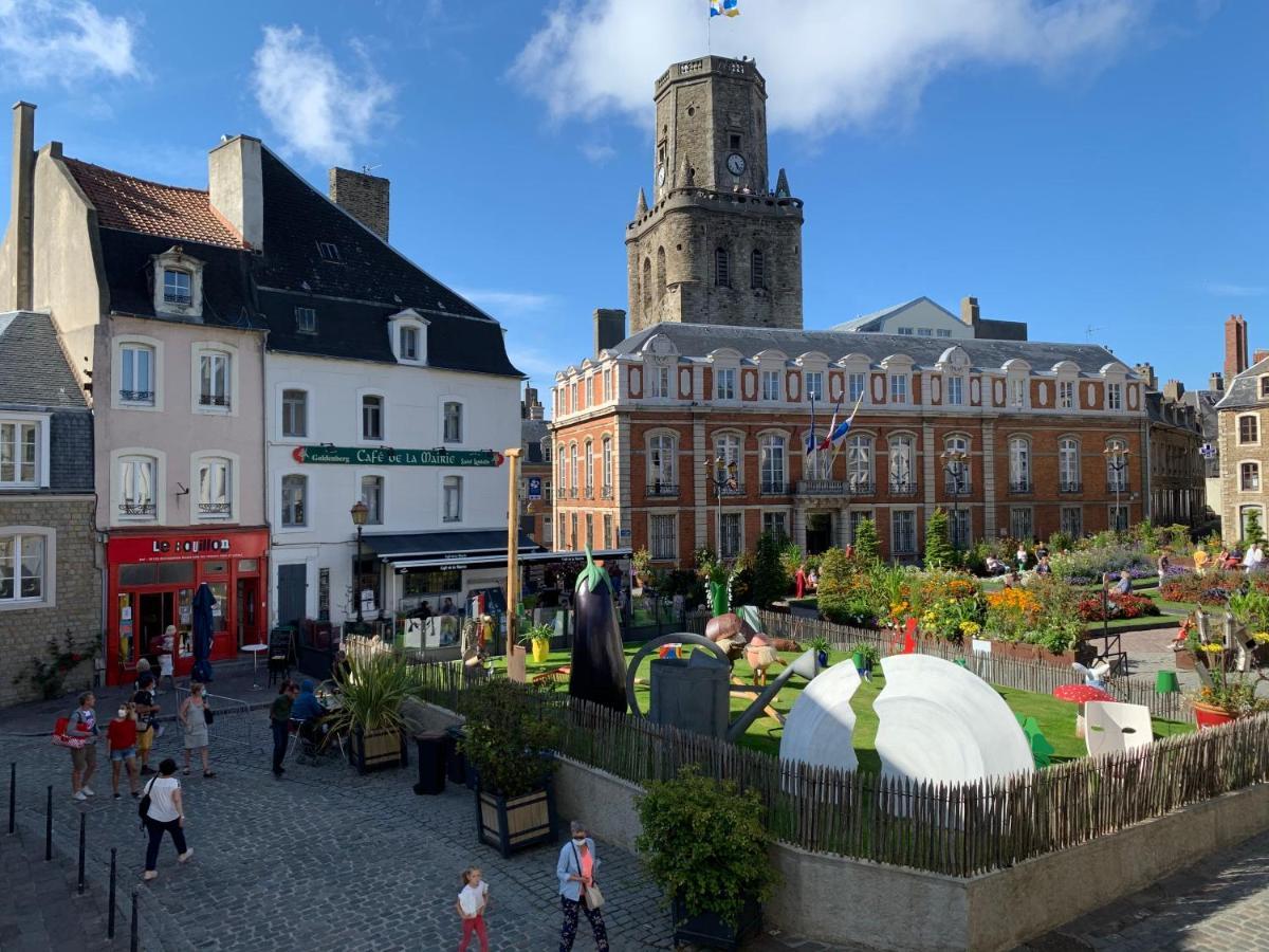 Le Cottage Des Remparts - Face Hotel De Ville Boulogne-sur-Mer Buitenkant foto